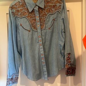 Scully Beautiful ladies embroidered cowgirl shirt size L
